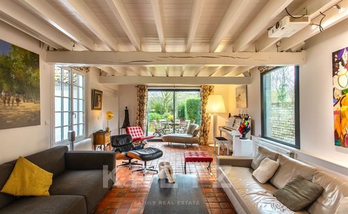 Magnificent Event Castle Hotel, Restaurant, Wedding, Seminar, Gite, Swimming Pool And Spa