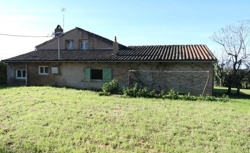 Castle for Sale in Toulouse, Occitanie, France