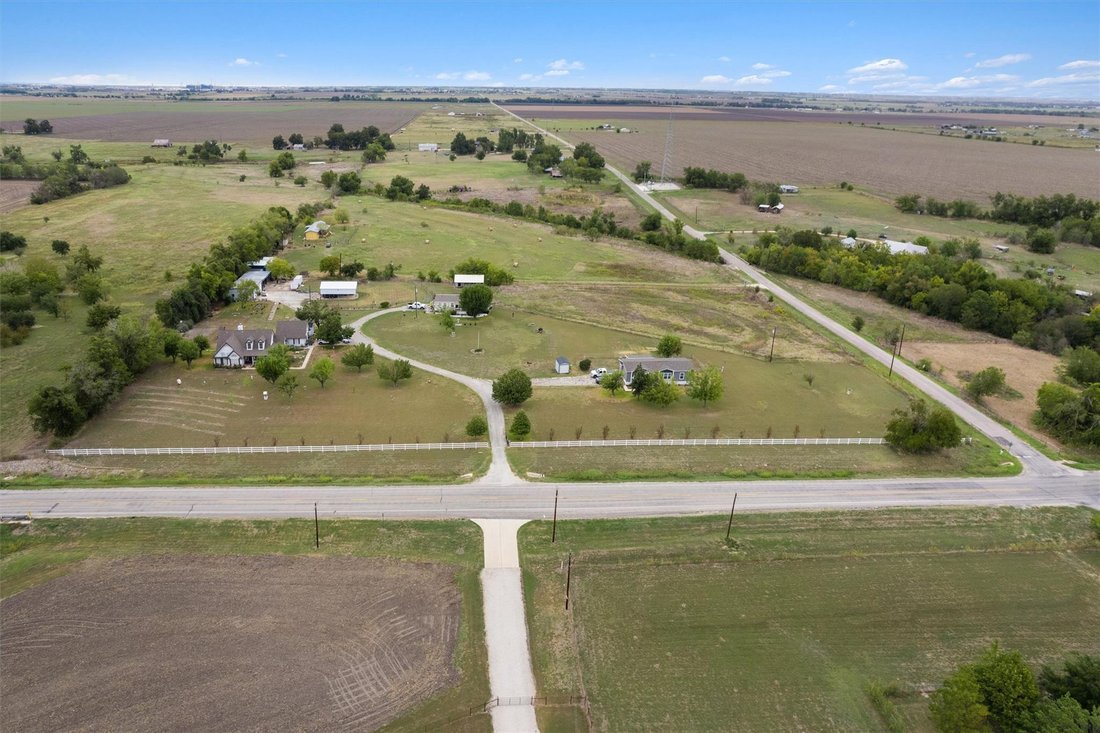 House in Taylor, Texas, United States 2 - 16882451