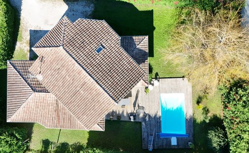 Castle for Sale in Dax, Nouvelle-Aquitaine, France