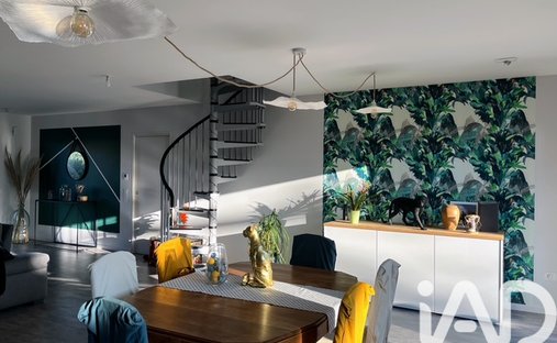 19th C. Chateau In The Vendée Suitable For Tourist Use