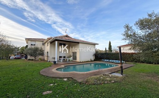 Beautifully Restored Chateau With Gites And Stables Toulouse