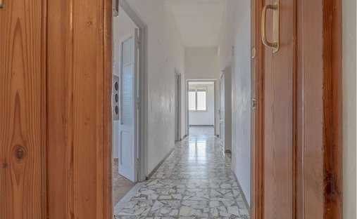 Castle for Sale in Casa Vannini, Tuscany, Italy