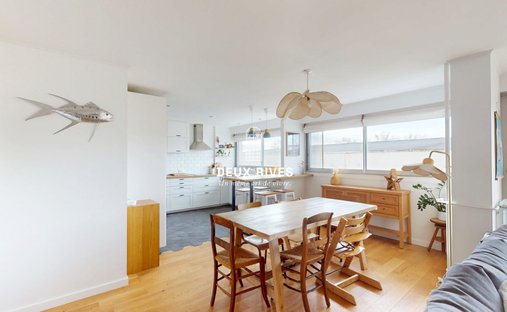 Vendée (85) 18th Century Listed Chateau Estate Of 42 Hectares