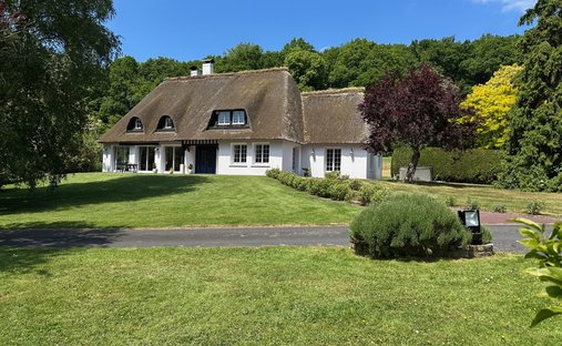 House in Montfort-sur-Risle, Normandy, France 1