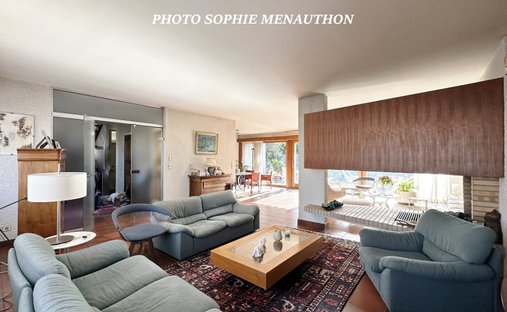 Castle for Sale in Dax, Nouvelle-Aquitaine, France