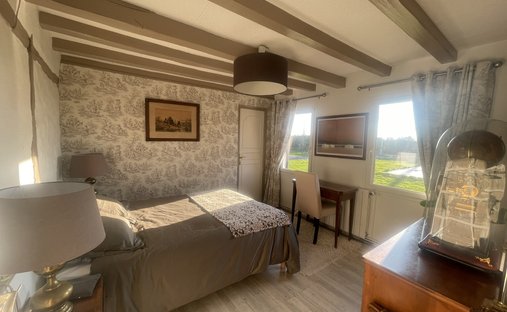 Castle for Sale in Pont-l'Évêque, Normandy, France