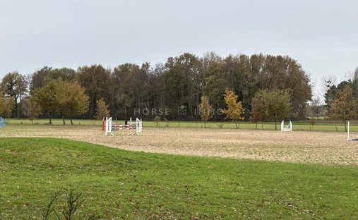 Castle for Sale in Saumur, Pays de la Loire, France