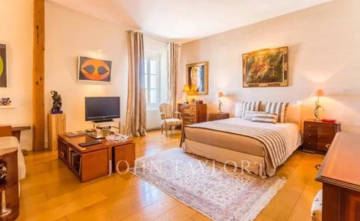 Manor House And Its Annexes Near Deauville