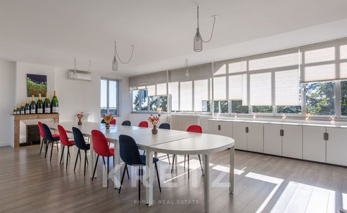 Beautiful Property Of The XI Xth Century Of Tuscan Style In The Heart Of A Closed Park And Raises Abo