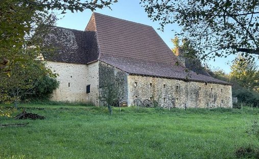 Castle for Sale in Le Bugue, Nouvelle-Aquitaine, France