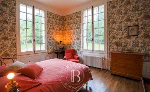 Castle for Sale in Meaux, Île-de-France, France