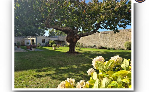 North Caen, Castle (12 Bedrooms) By The Seaside With Outbuildings Set In 1.1 Ha (2.47 Acres) Of Encl