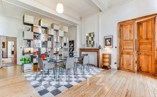 Castle for Sale in Lectoure, Occitanie, France