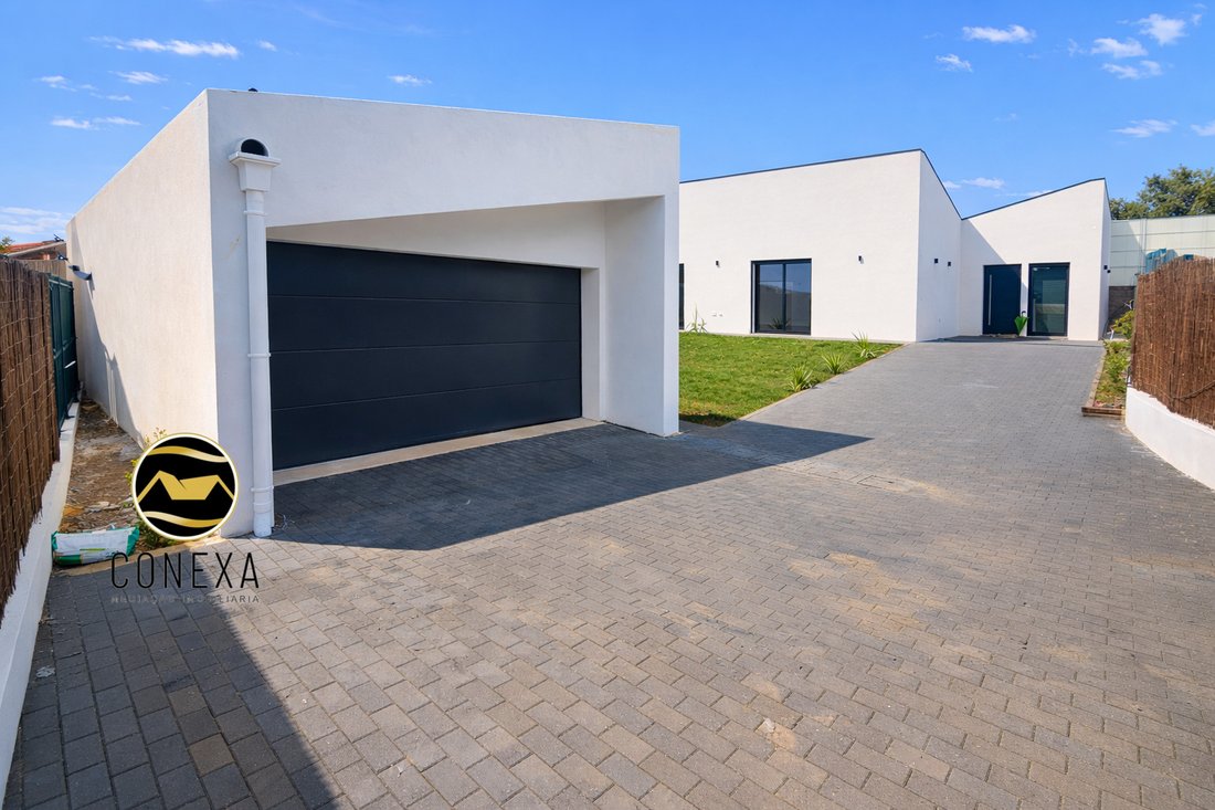 House in Loule (Sao Clemente), Algarve, Portugal 4 - 16854035