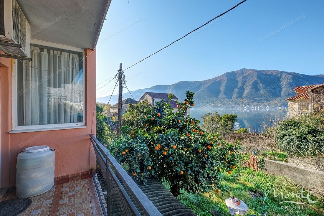 House in Dobrota, Kotor Municipality, Montenegro 1 - 16855960