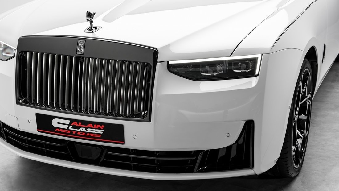 Sedan in Dubai, Dubai, United Arab Emirates 5 - 16858621