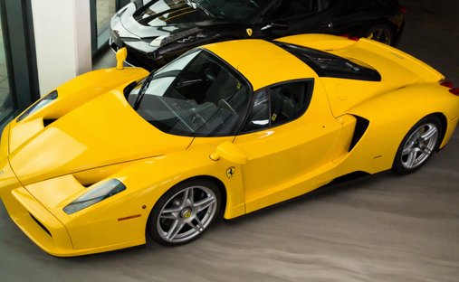 2004 Ferrari Enzo rwd in Köln, Germany 1