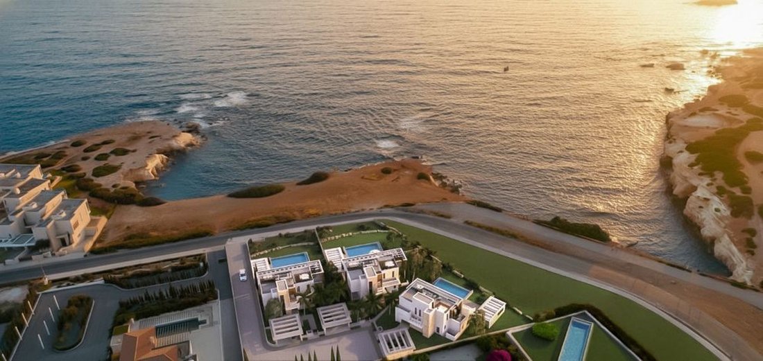 Villa in Peyia, Paphos, Cyprus 2 - 16858610