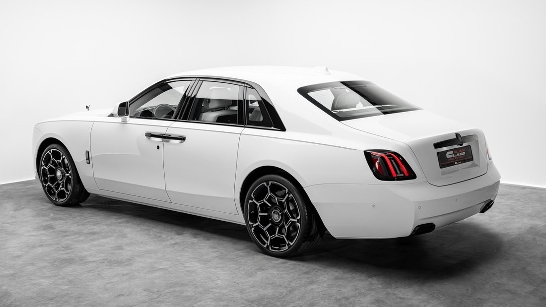 Sedan in Dubai, Dubai, United Arab Emirates 2 - 16858621
