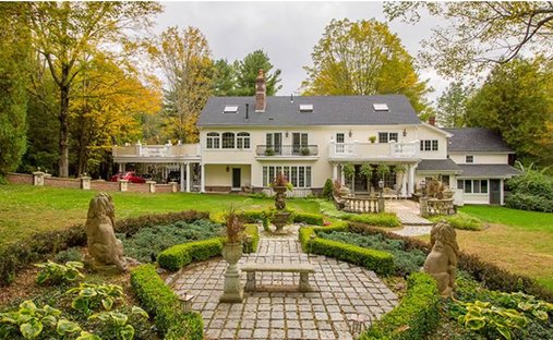 Estate in Brimfield, Massachusetts, United States 1