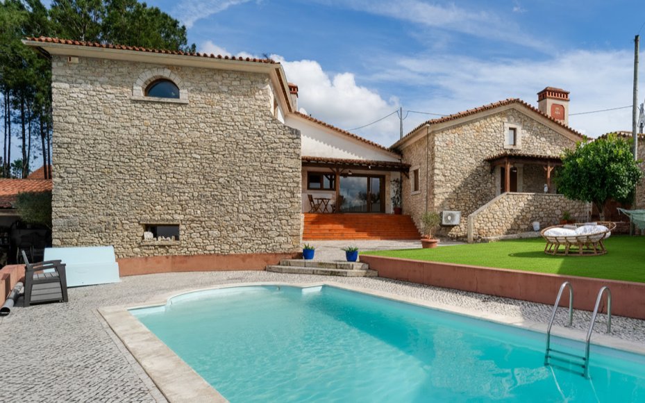 Villa in Caranguejeira, Leiria District, Portugal 1 - 16859237