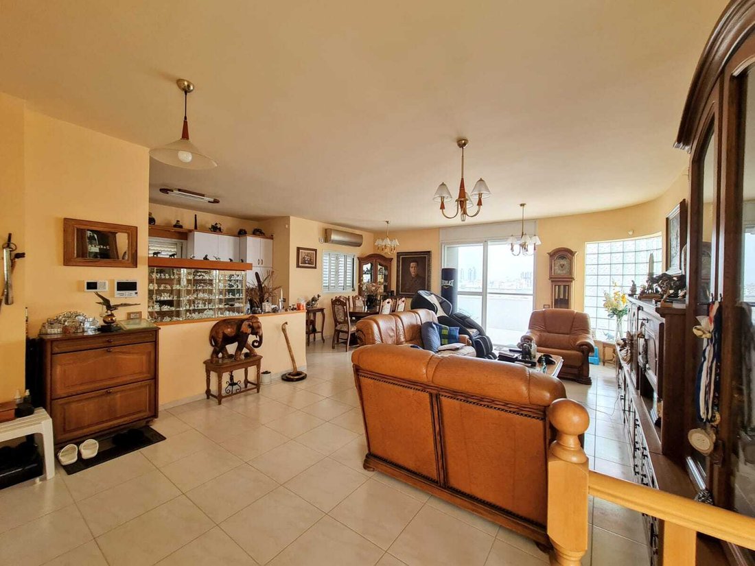 Apartment in Netanya, Center District, Israel 3 - 16864643