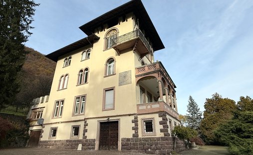 Villa in Europe-Novacella / Europa-Novacella, Bolzano / Bozen, Trentino – Alto Adige/Südtirol 1
