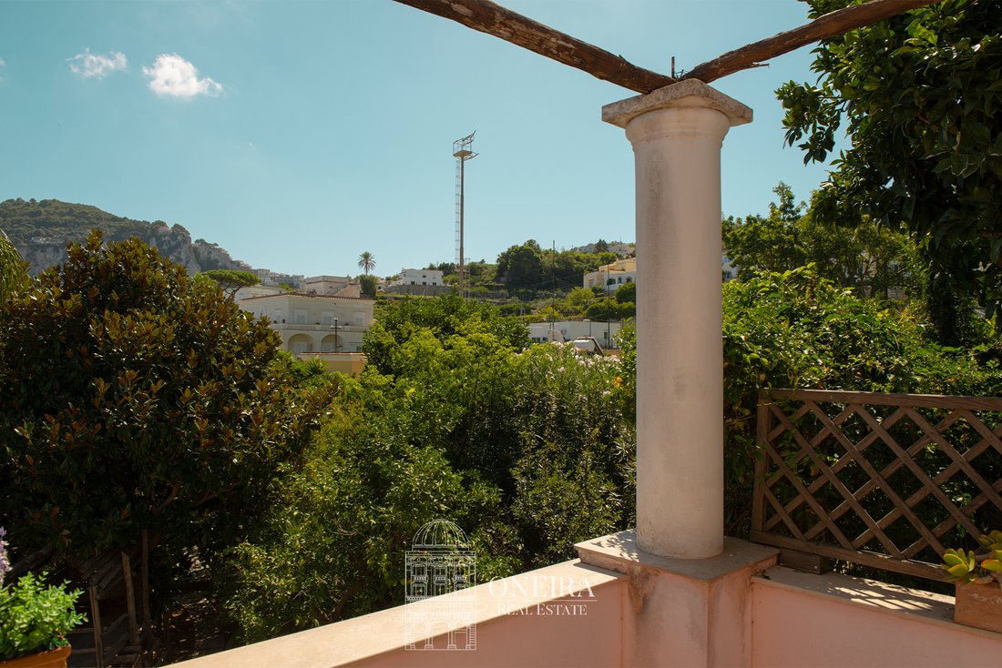 Villa in Capri, Campania, Italy 1 - 16862692