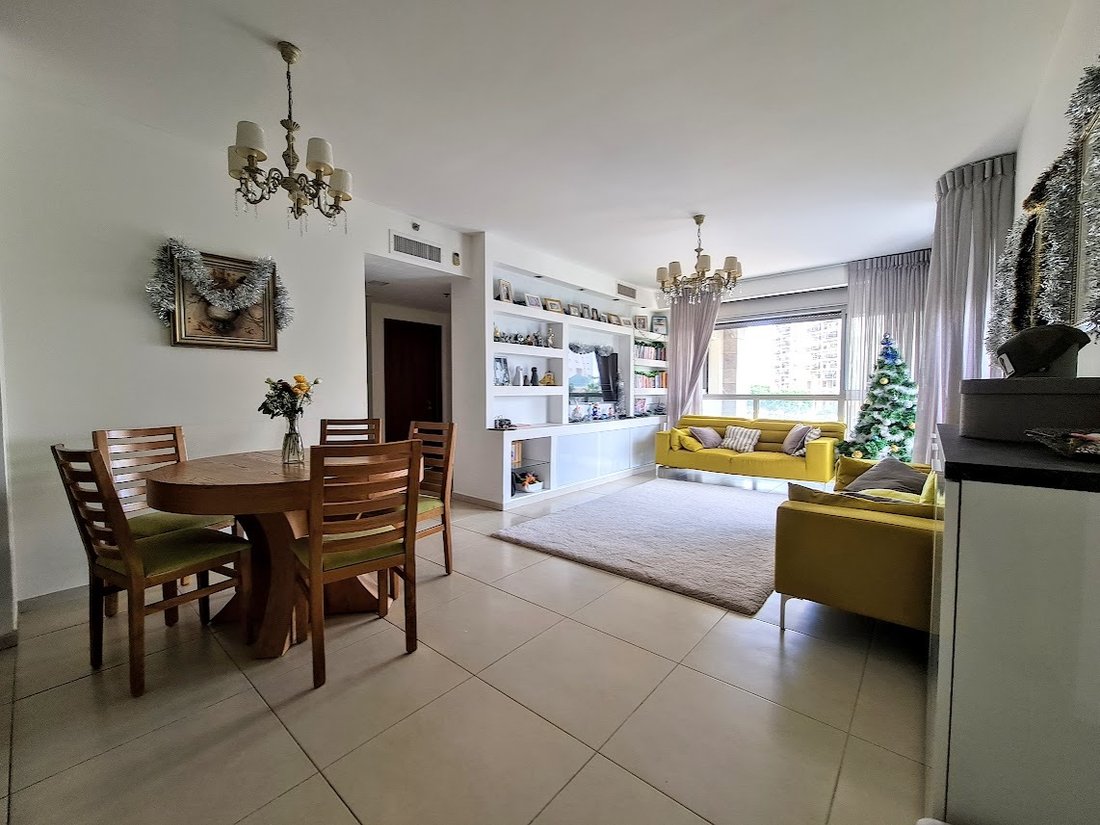 Apartment in Netanya, Center District, Israel 2 - 16864916
