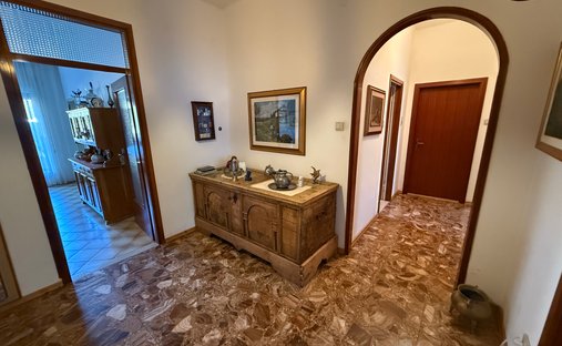 Castle for Sale in Merano, Trentino-South Tyrol, Italy