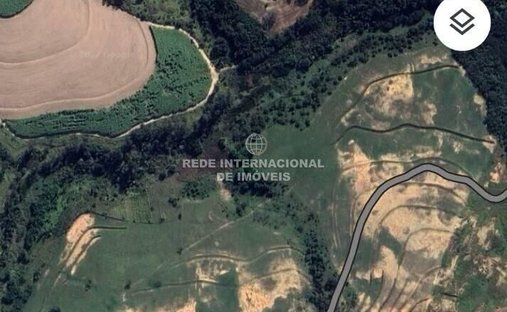 Land in Pirapitingui, State of São Paulo, Brazil 1
