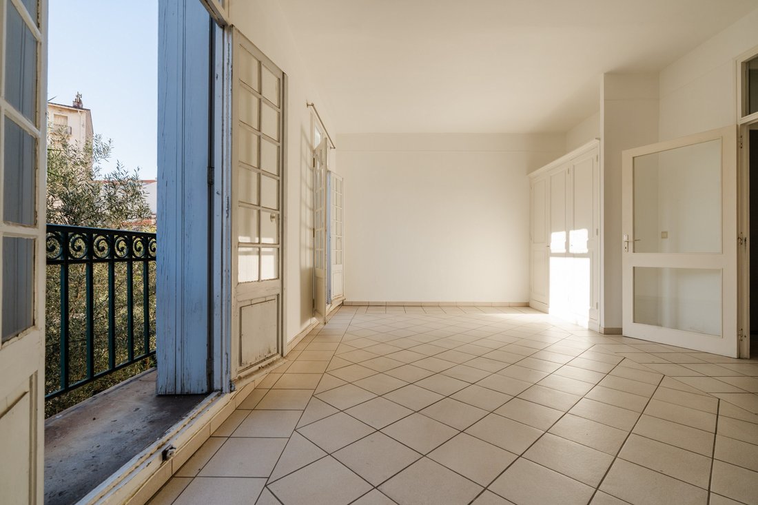 House in Gare, Perpignan, France 4 - 16882794