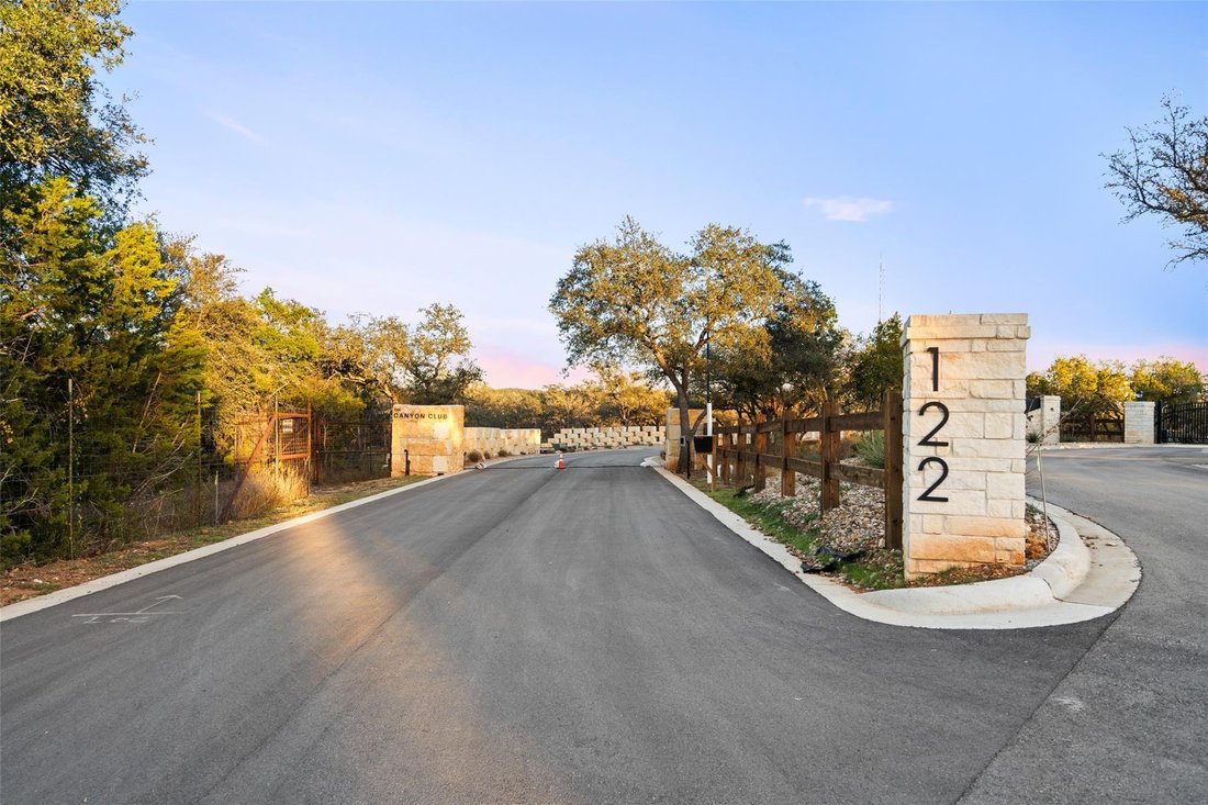 House in Spicewood, Texas, United States 4 - 16885158