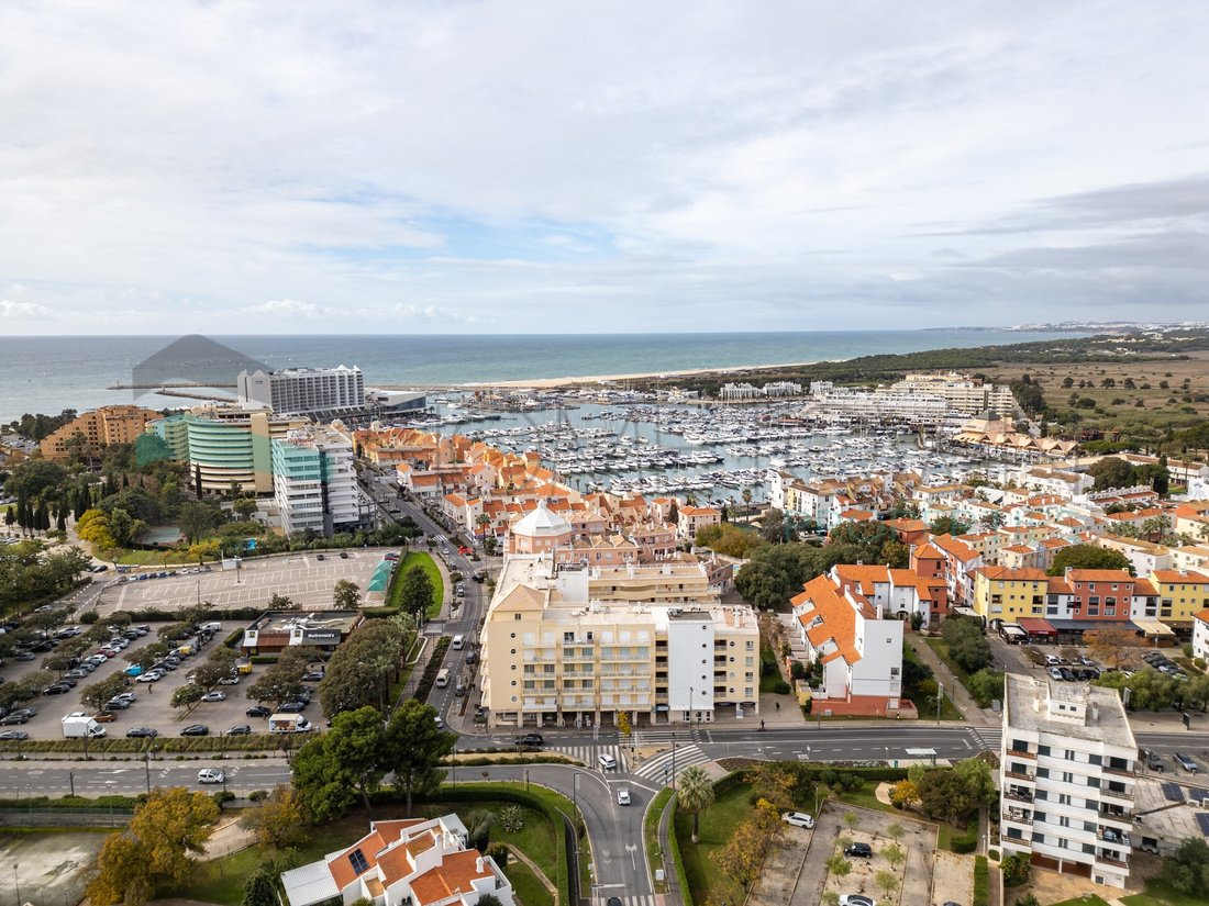 Apartment in Vilamoura, Quarteira, Algarve 2 - 16882770