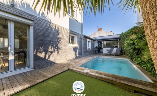 Villa in Port Neuf, La Rochelle, France 1