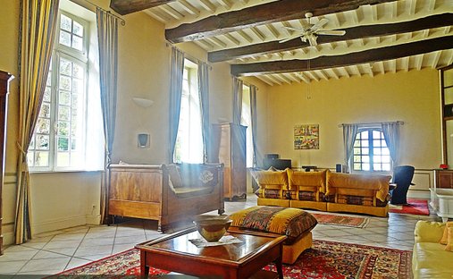 Near Dax, Beautiful 5 Hectare Estate Just 25 Minutes From Hossegor And The Beaches