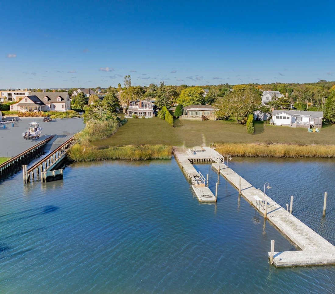 Southampton, New York, United States 1 - 16887474