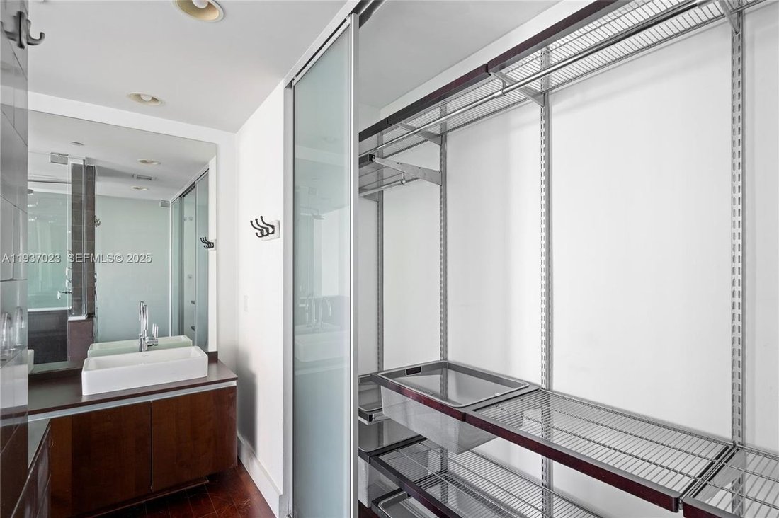 Condo in Miami, Florida, United States 3 - 16867920