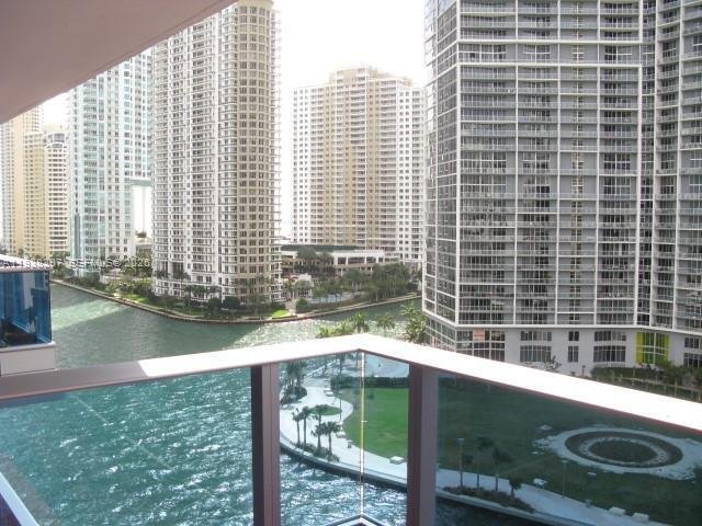 Condo in Miami, Florida, United States 1 - 16878485
