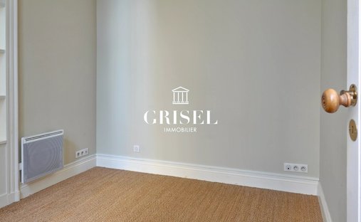 Castle for Sale in Bordeaux, Nouvelle-Aquitaine, France