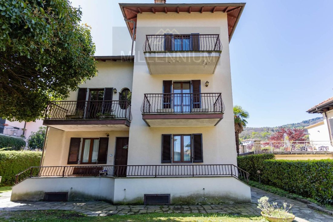 Villa in Stresa, Piedmont, Italy 3 - 16881929