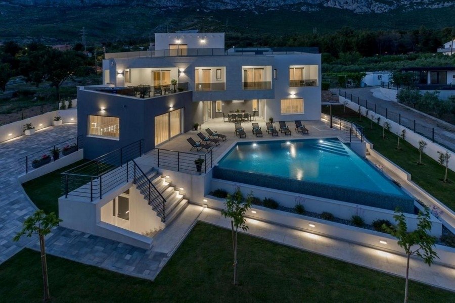 Villa in Gradski kotar Grad, Split, Split-Dalmatia County 2 - 16875559