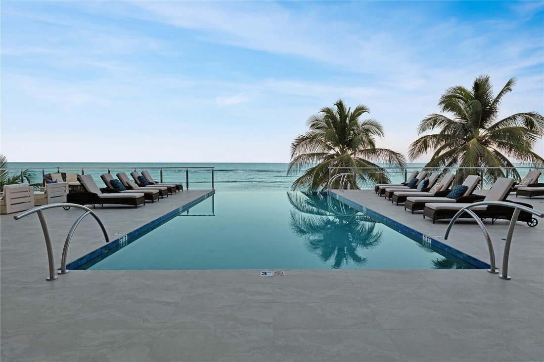 House in Other, FL, United States 1 - 15081394