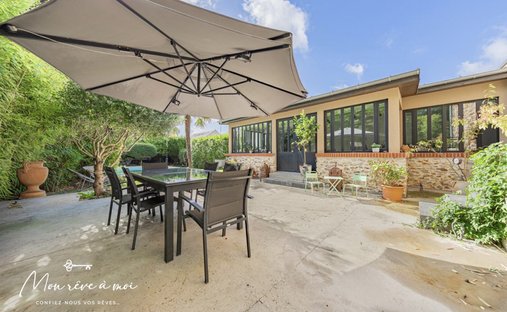 Castle for Sale in Saint-Leu-la-Forêt, Île-de-France, France