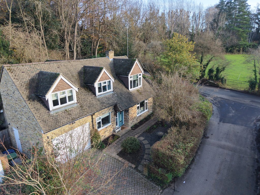 House in Forty Green, England 1 - 16872057