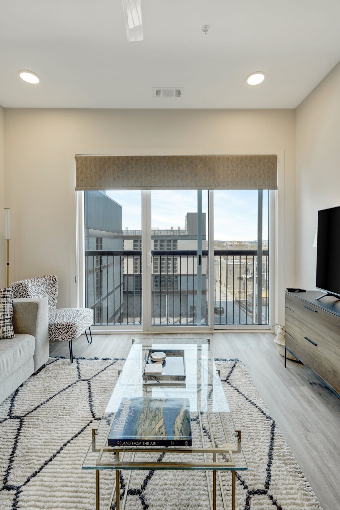 Condo in Nashville, Tennessee, United States 4 - 16876457