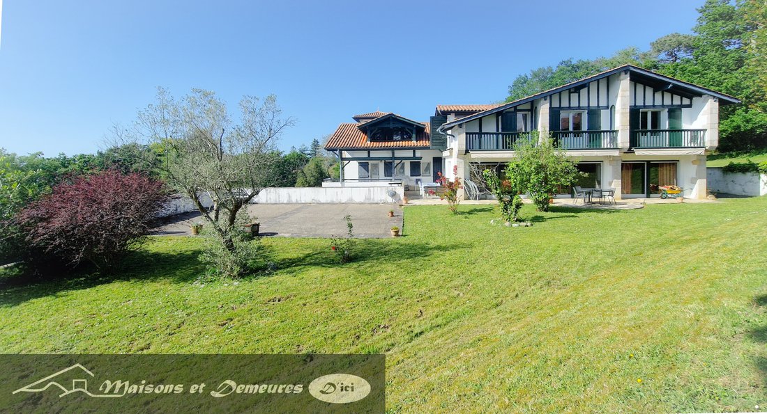 Villa in Mendi-Choko-Karrikatxar-Olhette, Urrugne, France 3 - 16886518