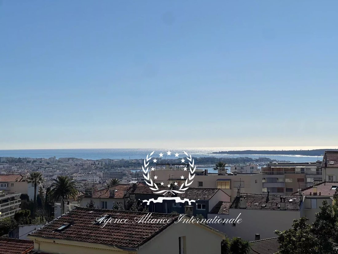 Apartment in Broussailles, Cannes, France 1 - 16885175