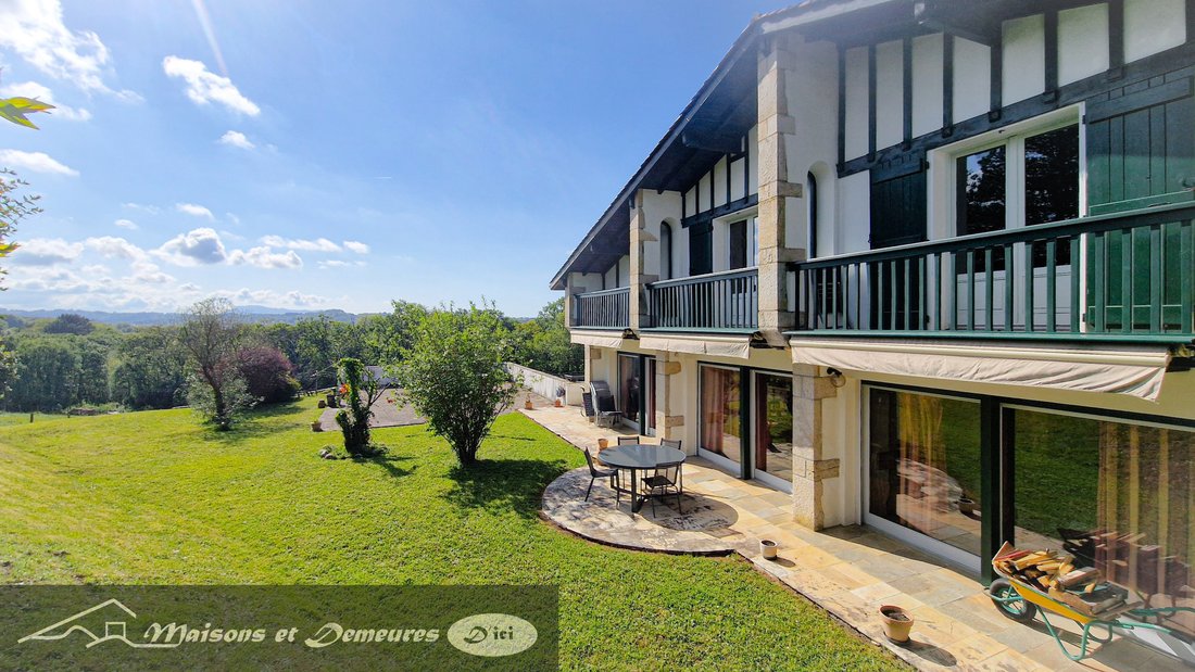 Villa in Mendi-Choko-Karrikatxar-Olhette, Urrugne, France 2 - 16886518
